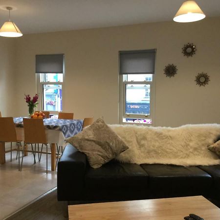 Rose Alley Apartment Westport Bagian luar foto