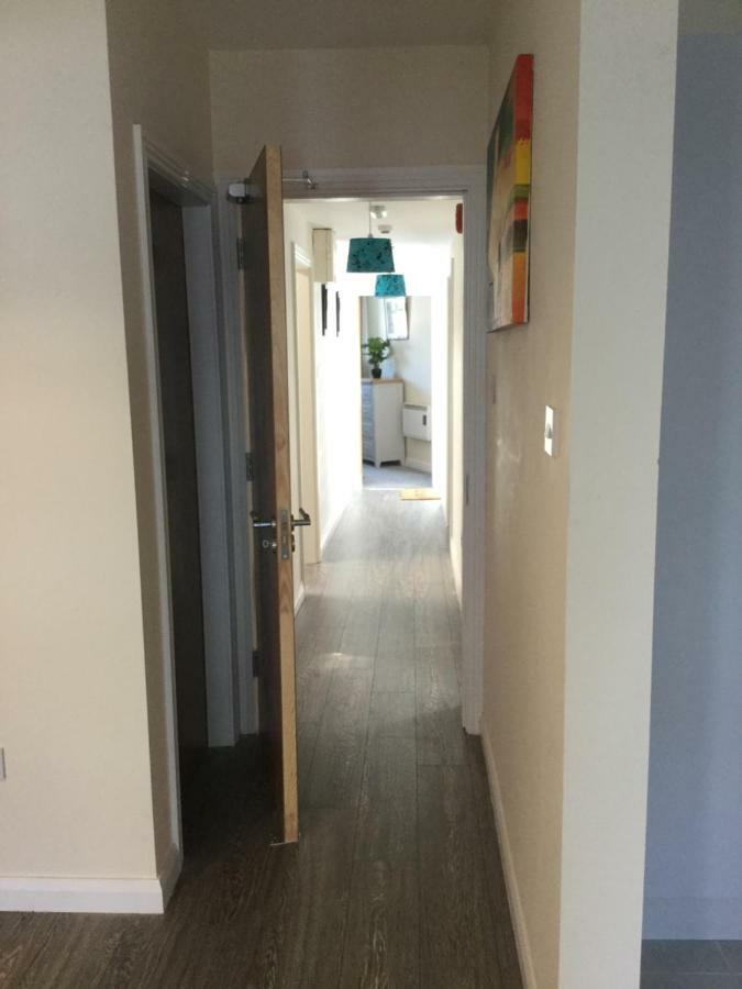 Rose Alley Apartment Westport Bagian luar foto
